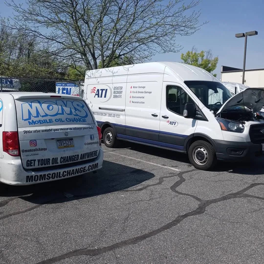 Crude Volatility and the 24.2% Motor Oil Spike: Why Fixed Shops Are Passing on Inflation (And How Mobile Fleets Are Absorbing It)